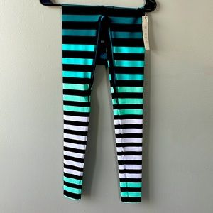 NWT K-DEER Caroline stripe size XS